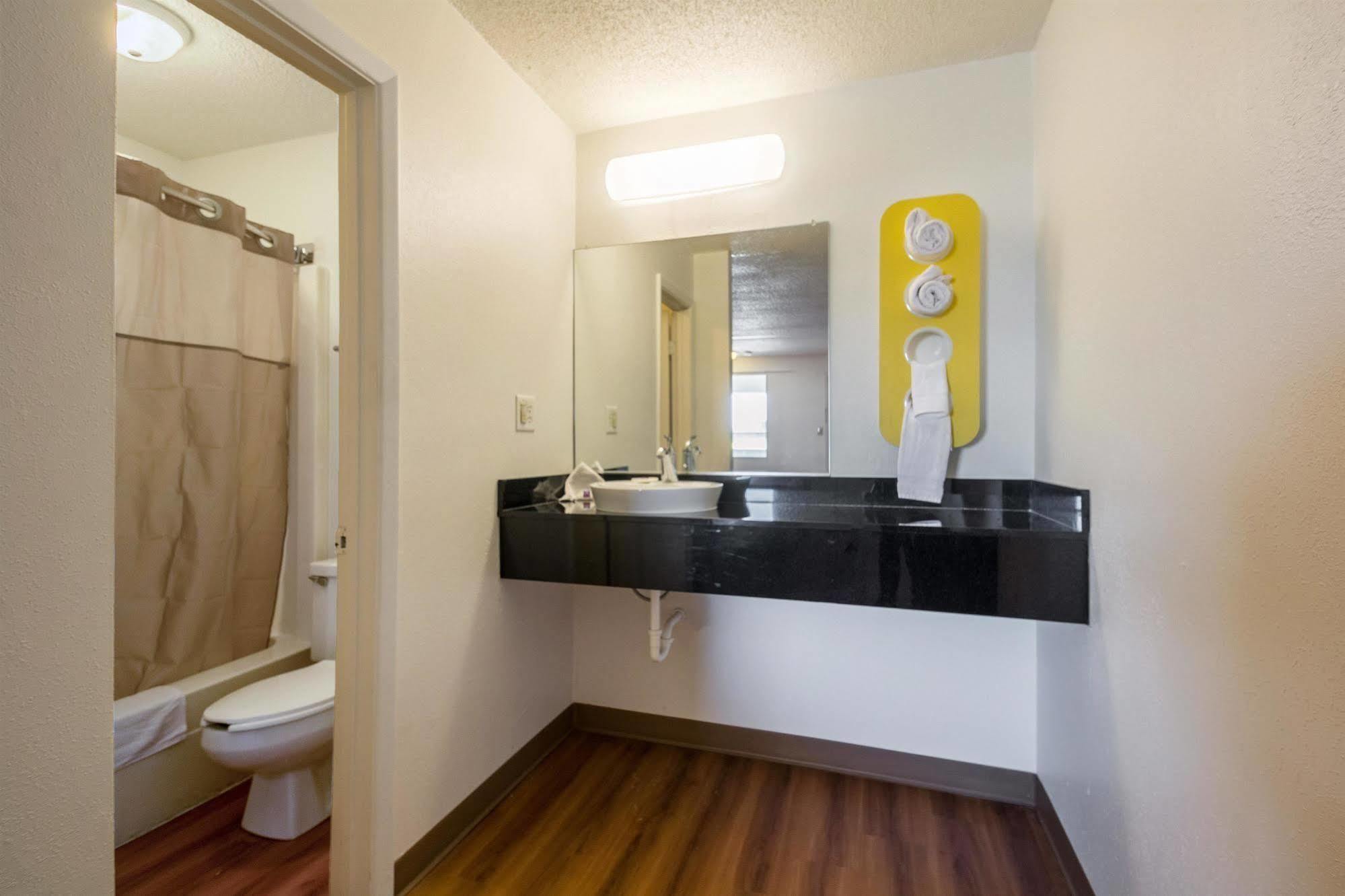 Hotel 465 By Regency Indianapolis Extérieur photo